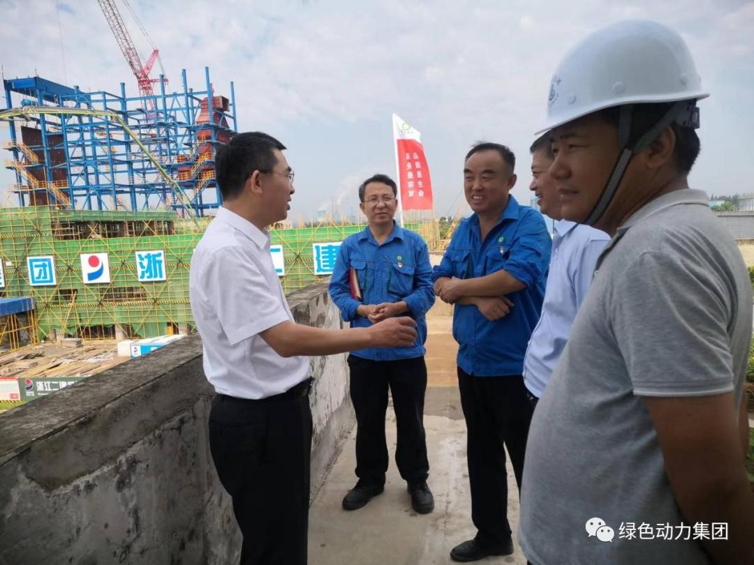 人生就是搏集团党委书记、、董事长乔德卫到武汉公司开展下层联系点调研